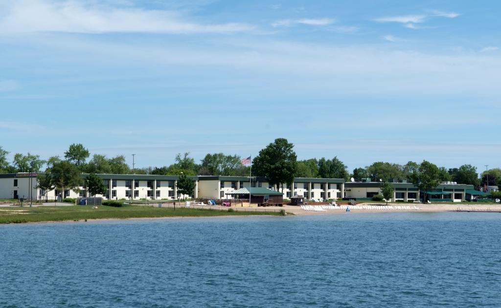 East Tawas Tawas Bay Beach Resort & Conference Center מראה חיצוני תמונה