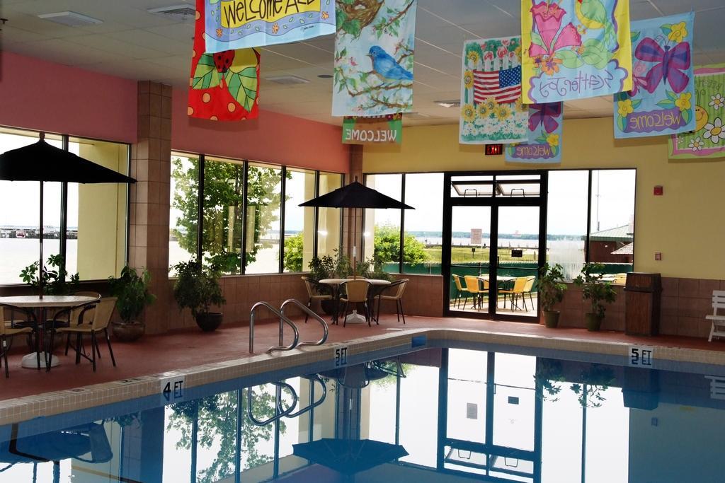 East Tawas Tawas Bay Beach Resort & Conference Center מראה חיצוני תמונה