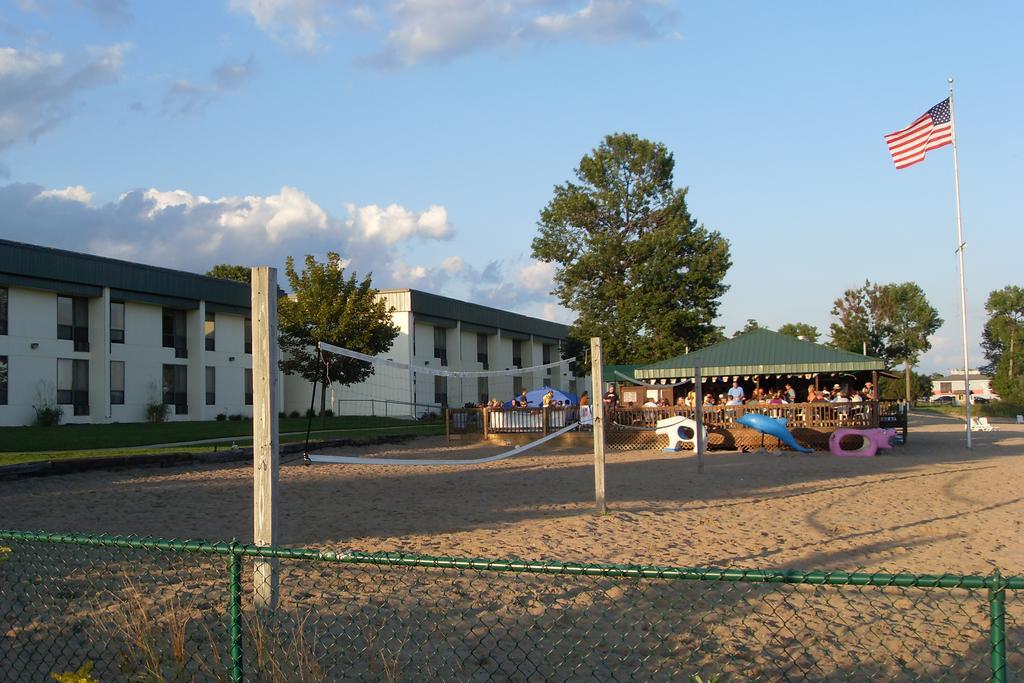 East Tawas Tawas Bay Beach Resort & Conference Center מראה חיצוני תמונה