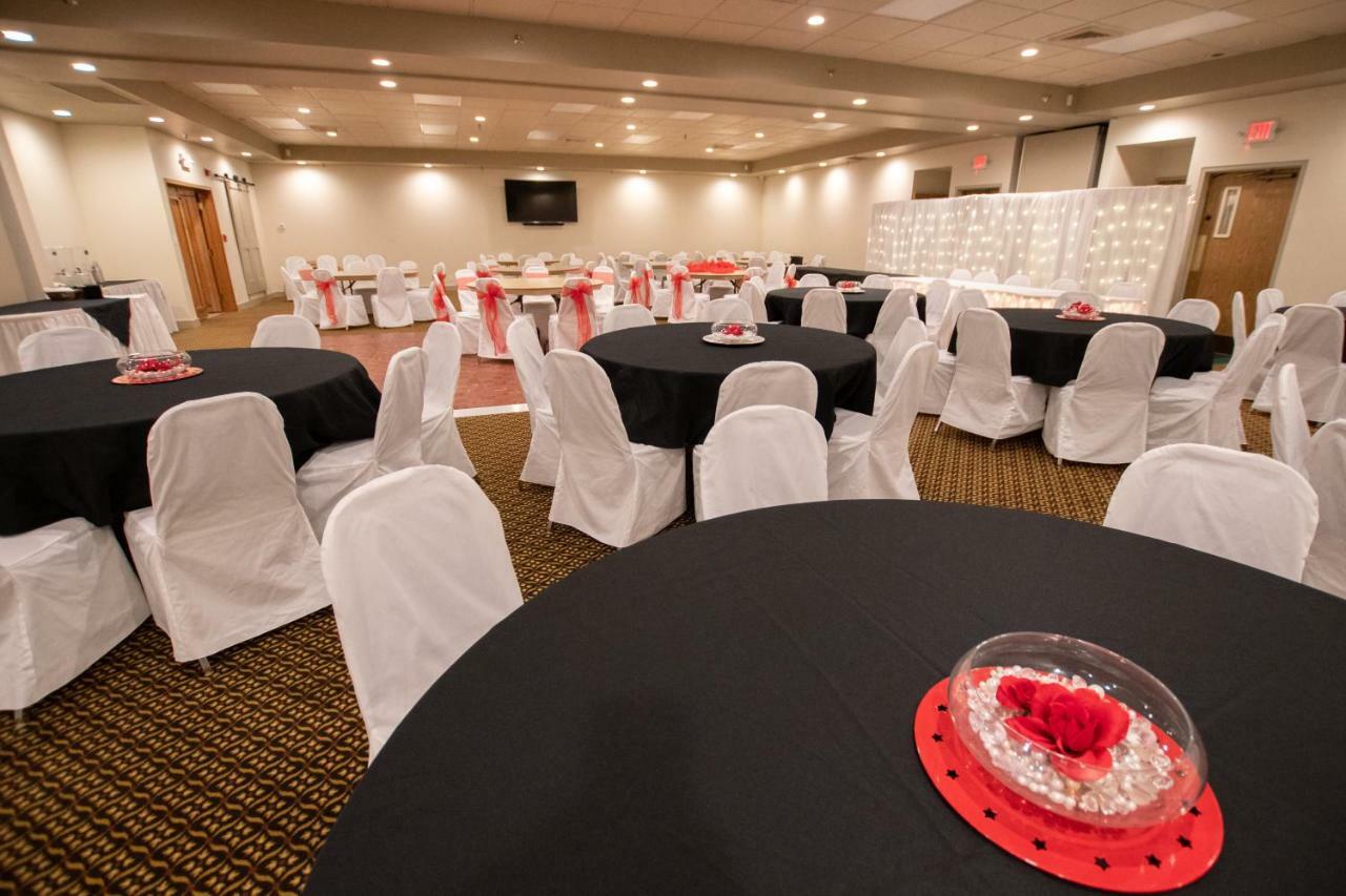East Tawas Tawas Bay Beach Resort & Conference Center מראה חיצוני תמונה