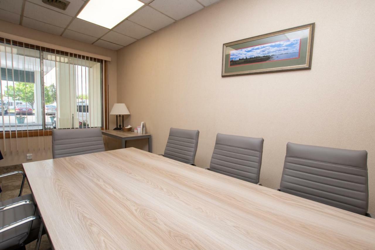 East Tawas Tawas Bay Beach Resort & Conference Center מראה חיצוני תמונה