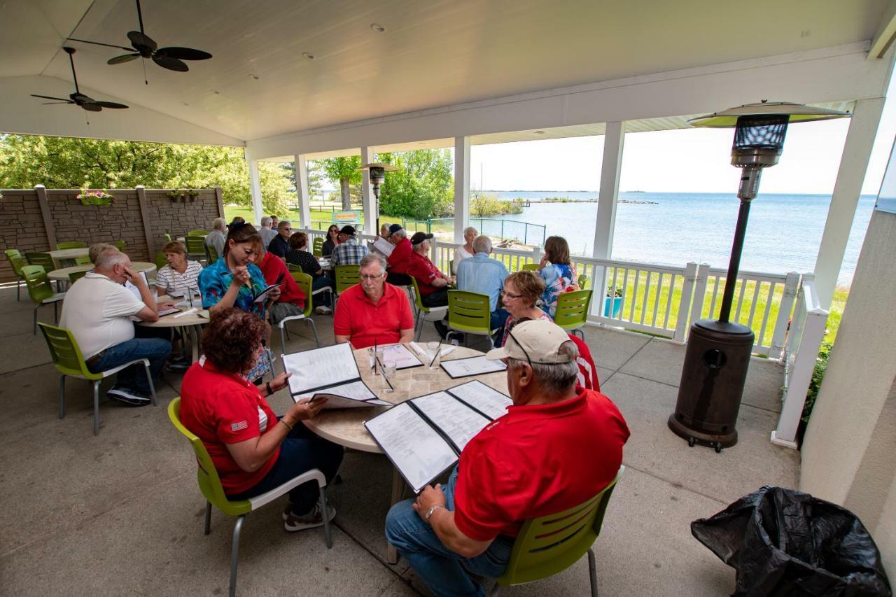 East Tawas Tawas Bay Beach Resort & Conference Center מראה חיצוני תמונה